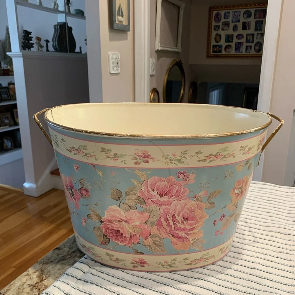Vintage Metal Toleware Bucket with Handle Floral Pattern with gold Round